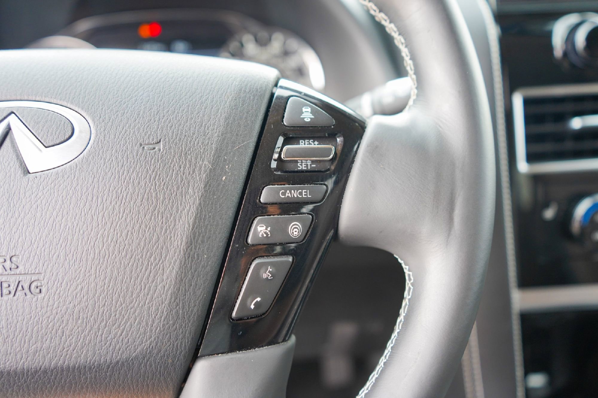 Certified 2024 INFINITI QX80 Premium Select w/ Cargo Package image 11