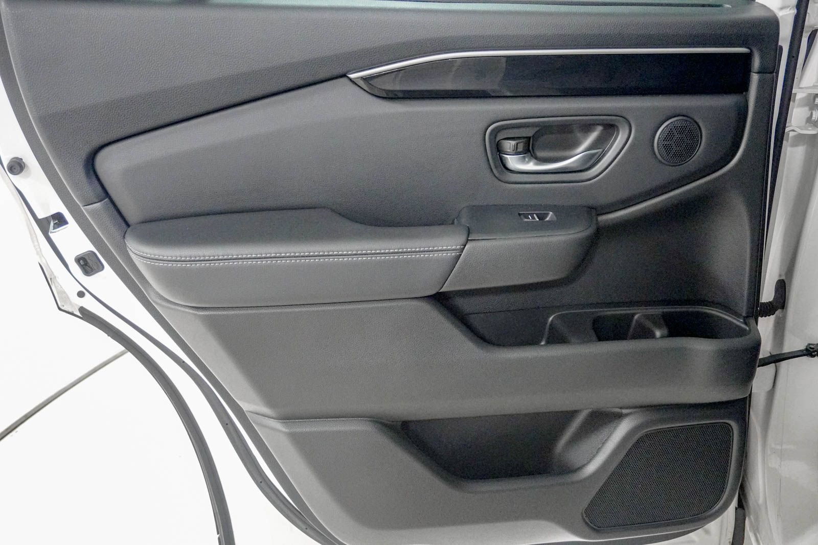 Used 2023 Honda Pilot EX-L image 32