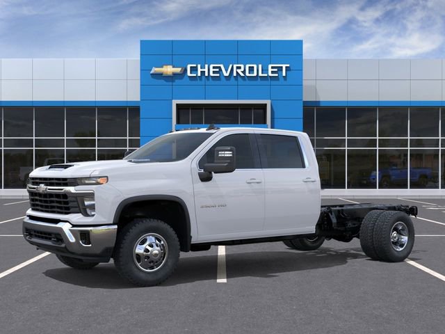 New 2026 Chevrolet Silverado 3500 LT AWD/4WD image 2