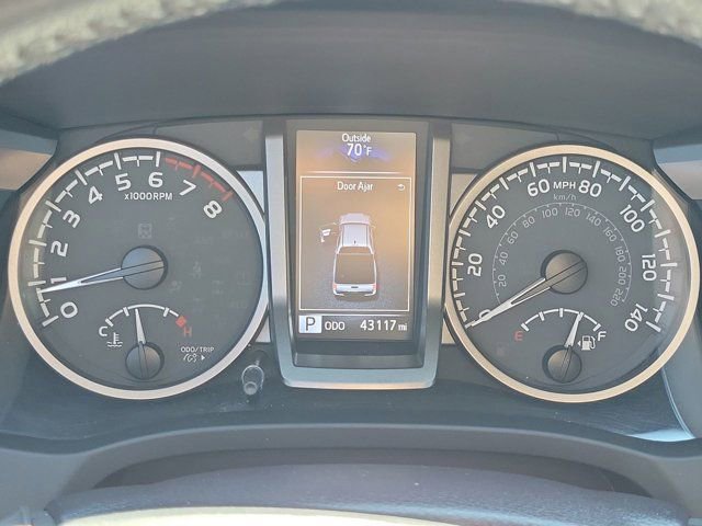 Used 2022 Toyota Tacoma Limited w/ Nightshade Package AWD/4WD image 34