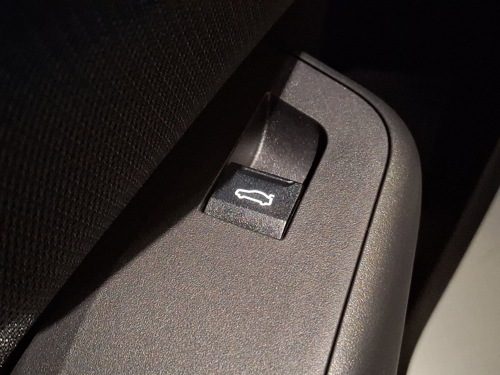 Used 2025 BMW X3 xDrive30i w/ Premium Package image 24