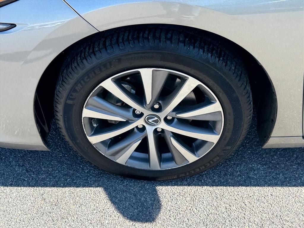 Used 2021 Lexus ES 300h w/ Premium Package FWD image 15