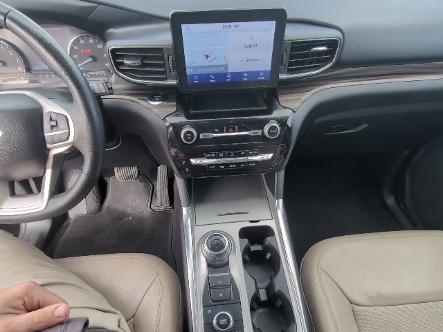 Used 2023 Ford Explorer Limited image 21