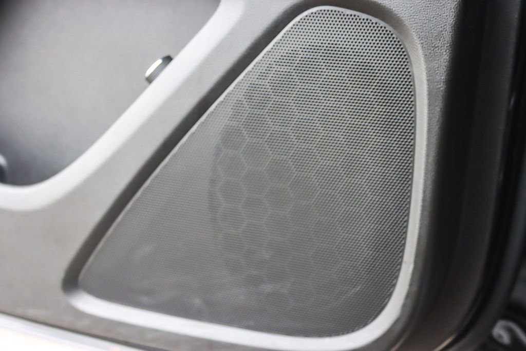 Used 2022 Chevrolet Traverse LT image 51