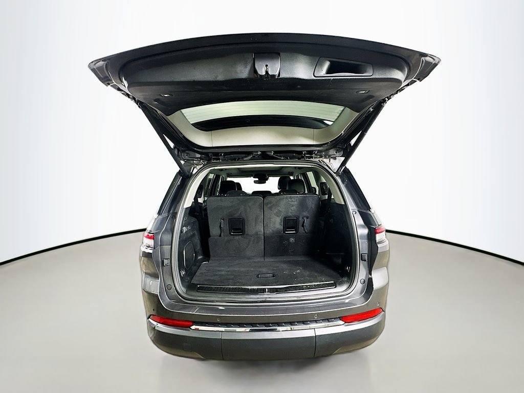 Used 2022 Jeep Grand Cherokee L Limited image 38