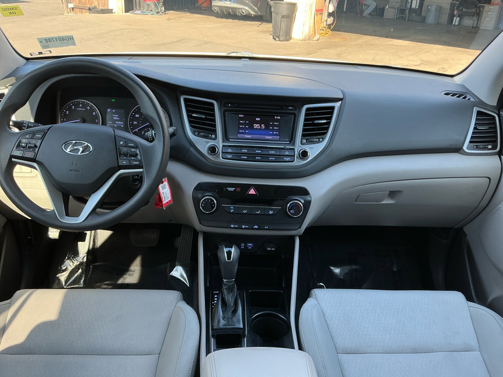 Used 2017 Hyundai Tucson SE image 10