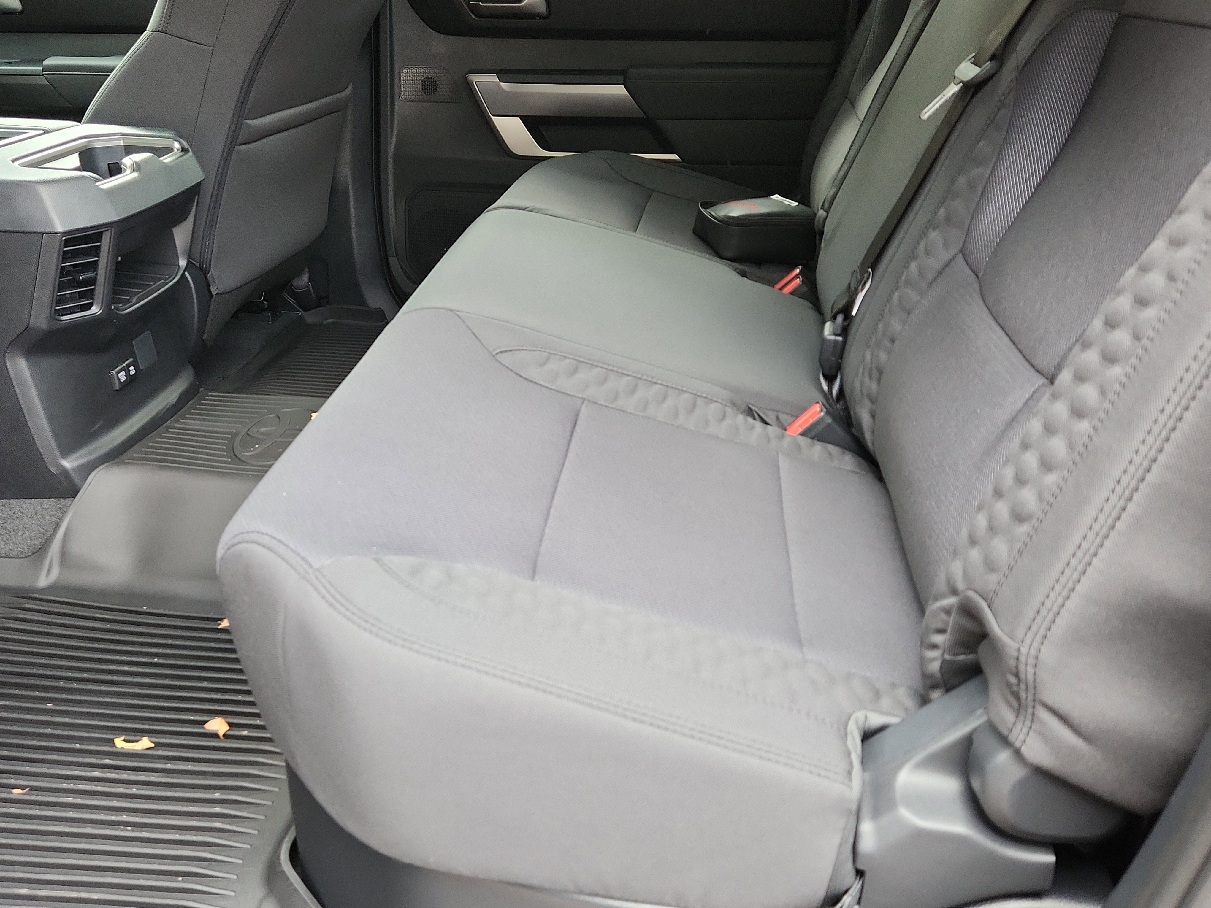 New 2026 Toyota Tundra SR5 image 9