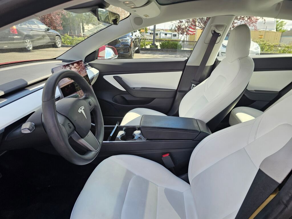 Used 2019 Tesla Model 3 Long Range image 24
