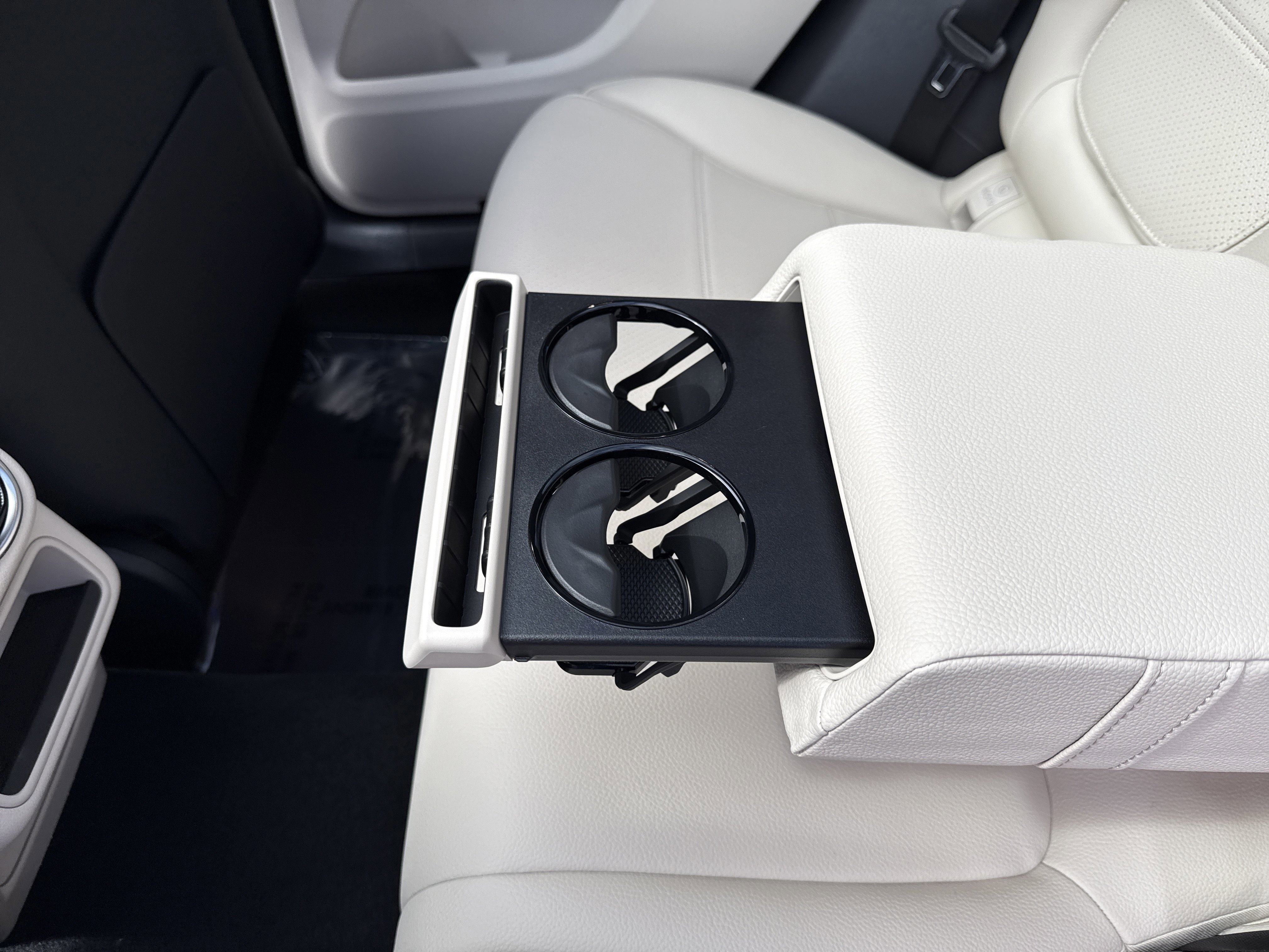 Certified 2026 Mercedes-Benz GLC 300 GLC 300 image 23