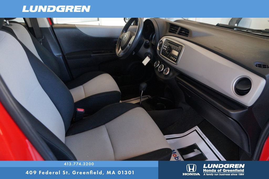 Used 2014 Toyota Yaris LE FWD image 27