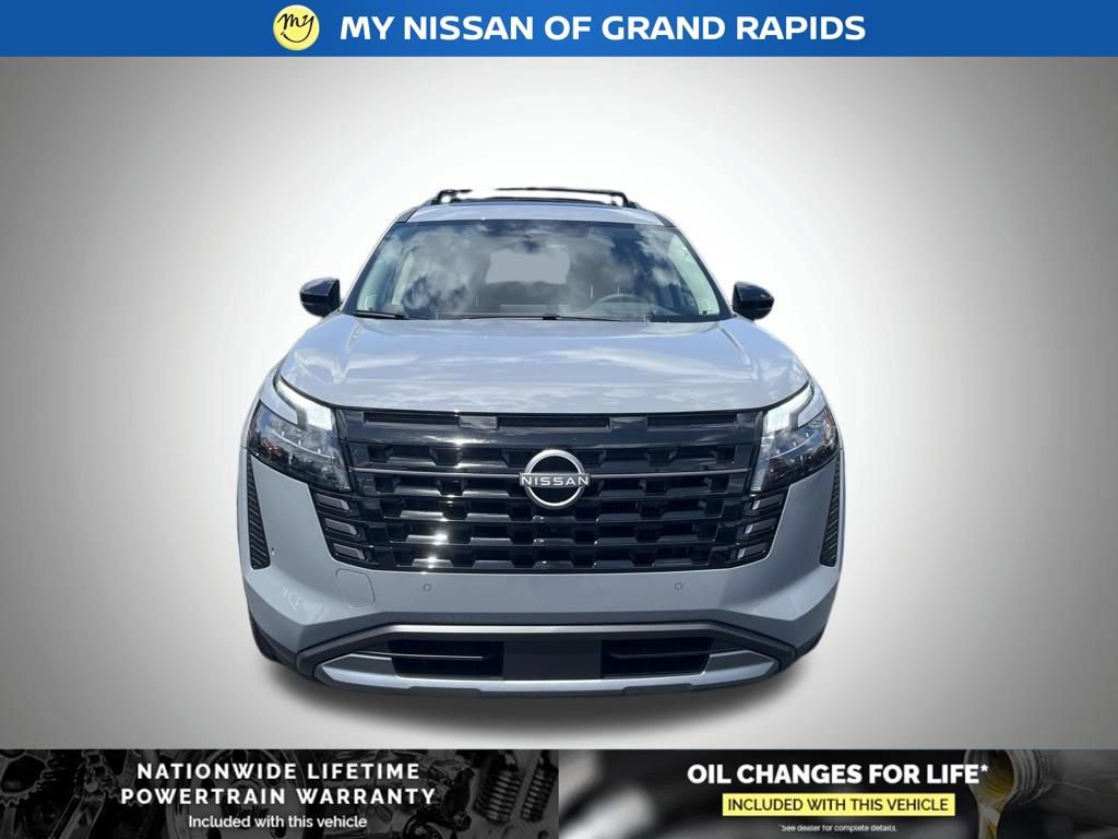 New 2026 Nissan Pathfinder Platinum AWD/4WD image 9