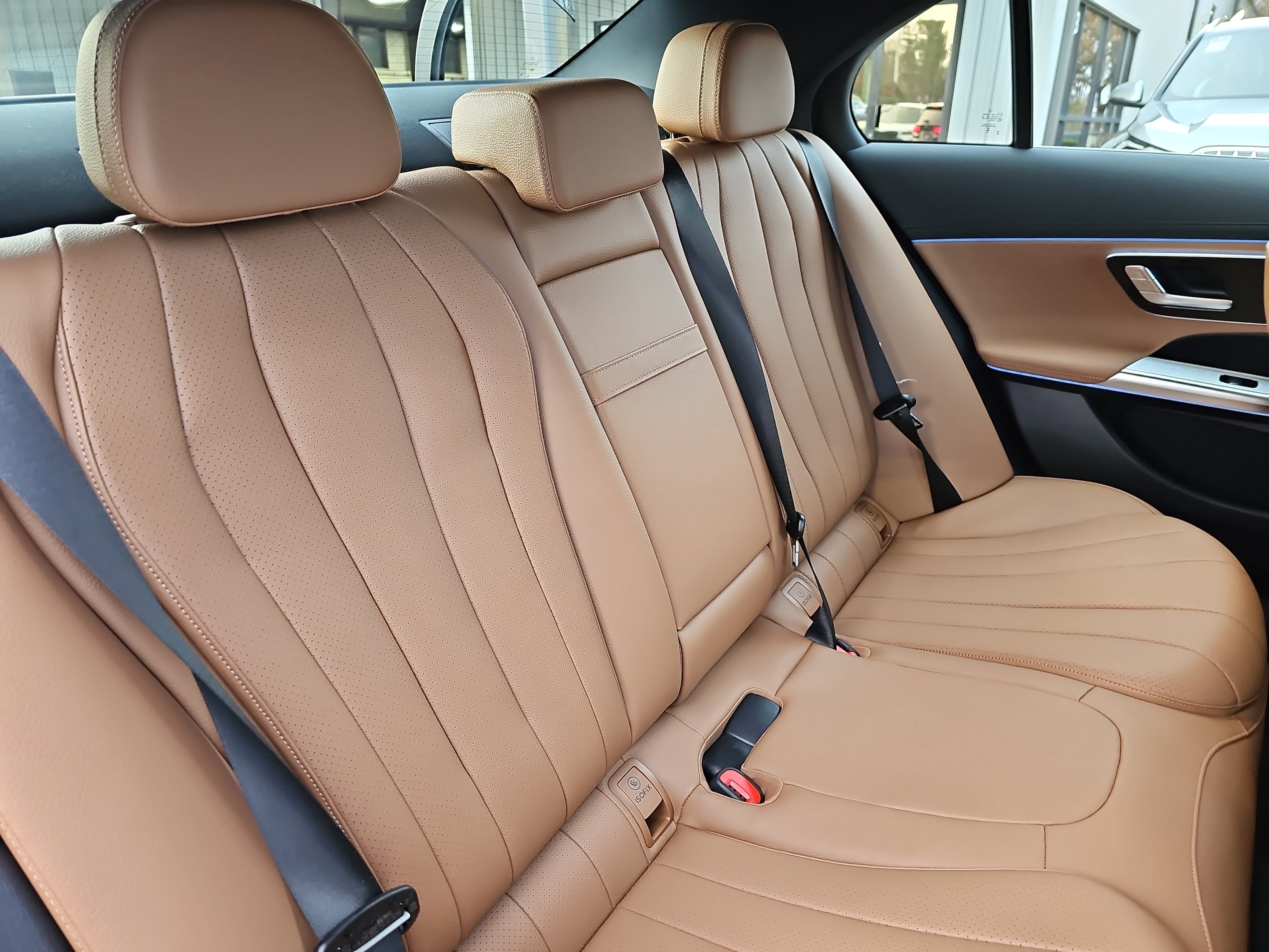 New 2026 Mercedes-Benz E 350 4MATIC Sedan image 12