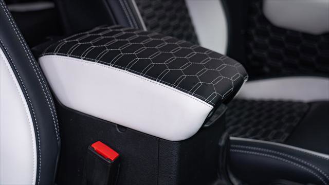 Used 2025 Jeep Gladiator Sport image 38