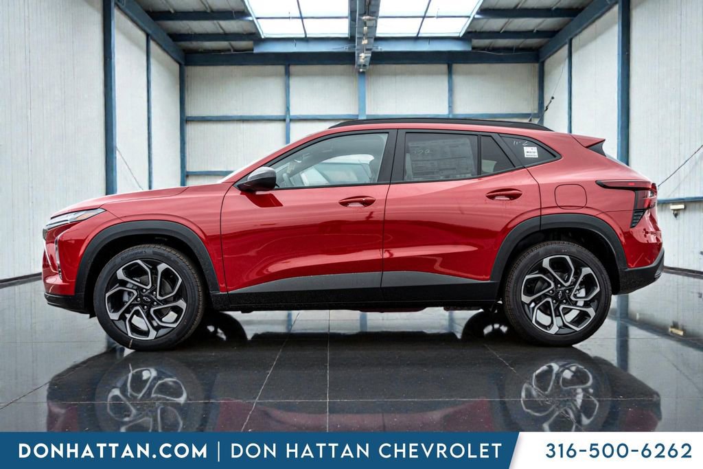 New 2026 Chevrolet Trax RS w/ Sunroof Package FWD image 2