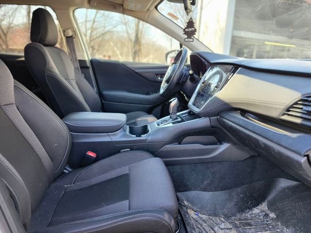 Used 2024 Subaru Outback Premium image 11