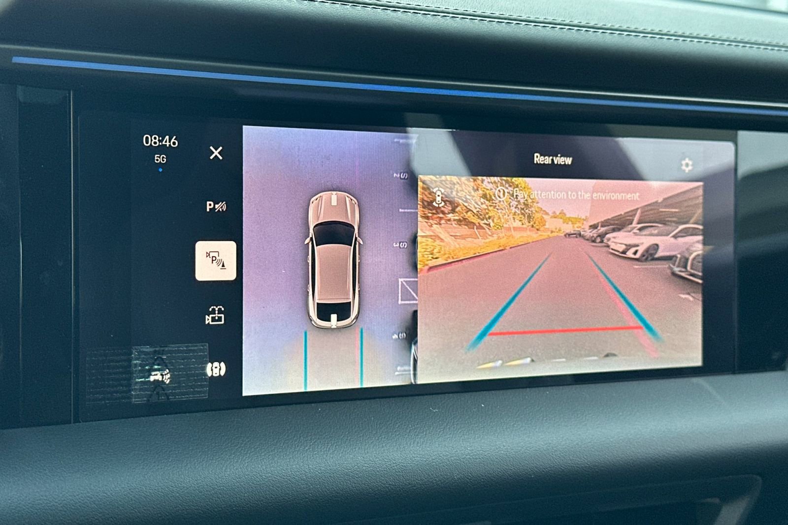 New 2025 Porsche Macan Electric image 21