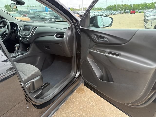 Used 2024 Chevrolet Equinox LT AWD/4WD image 47