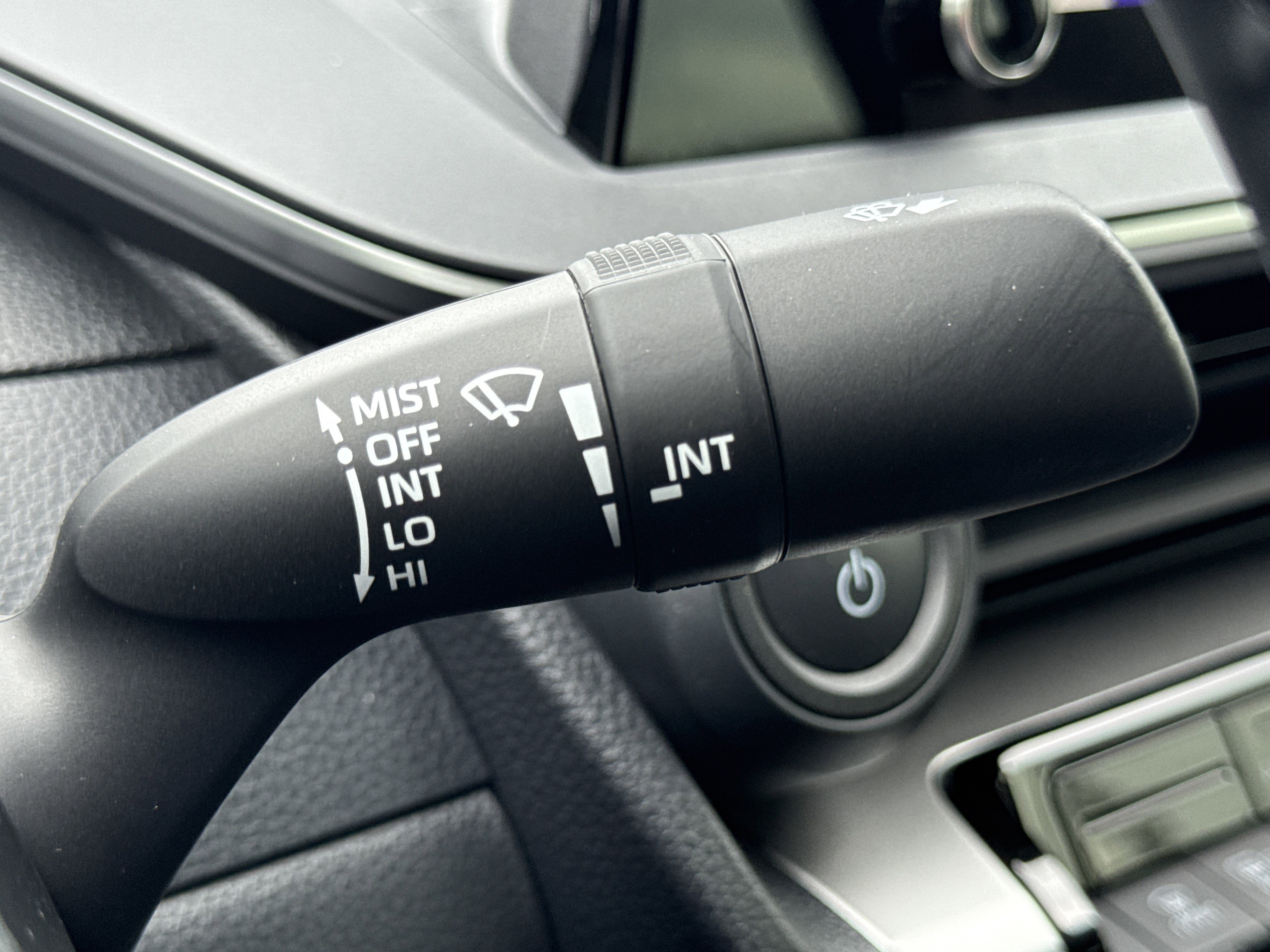 Used 2023 Toyota Prius LE image 17