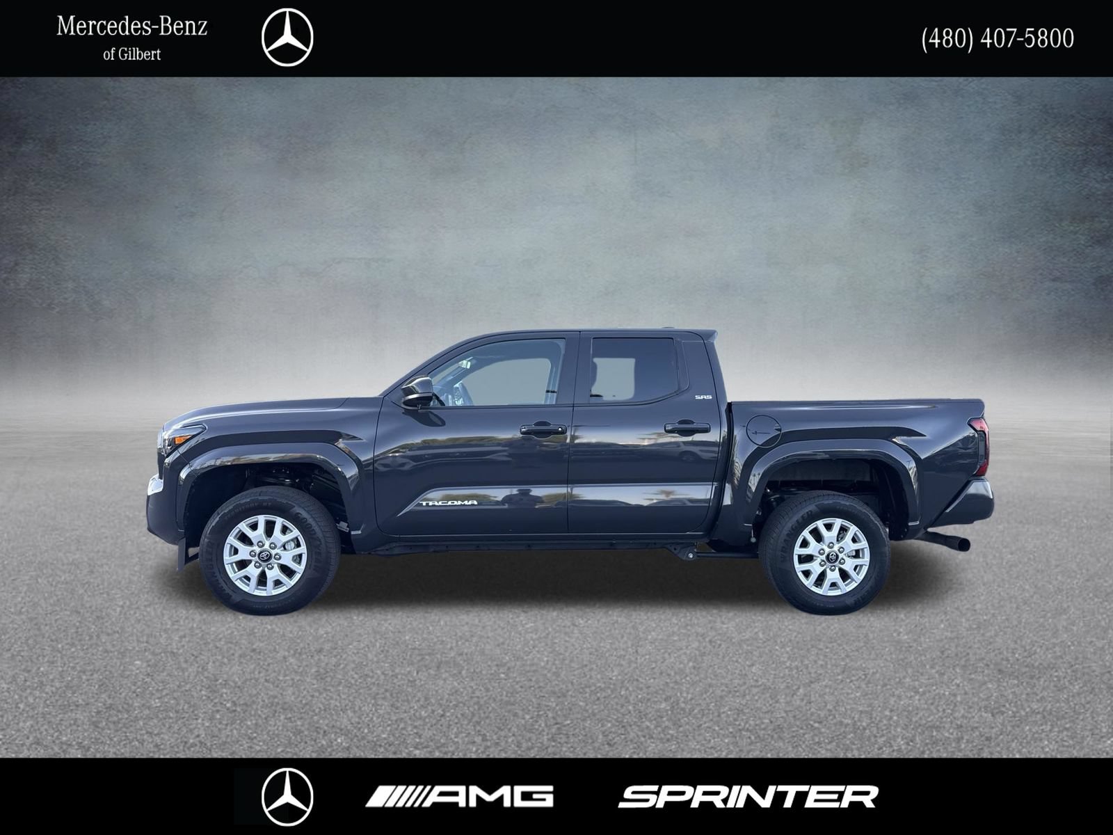 Used 2026 Toyota Tacoma SR5 AWD/4WD image 3