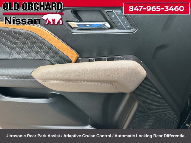 Used 2023 GMC Canyon Denali AWD/4WD image 11