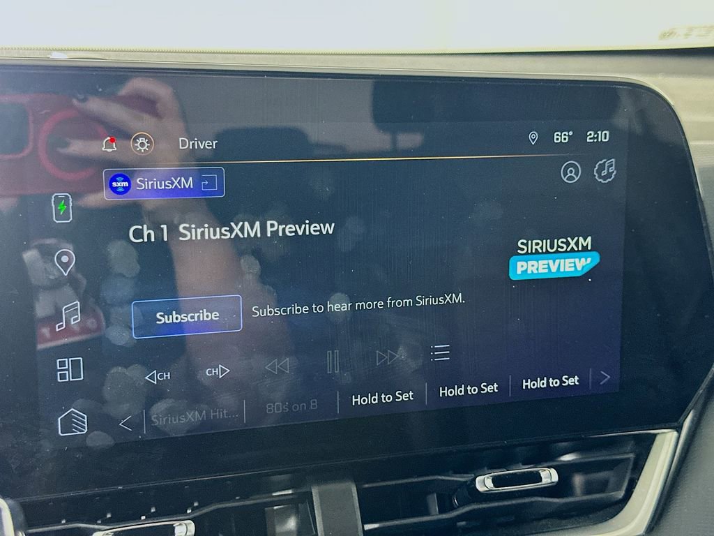 Used 2025 Chevrolet Equinox LT w/ Convenience Package II image 30