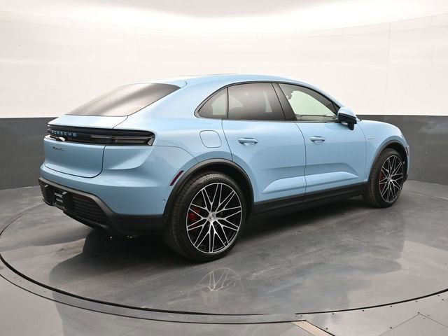 New 2026 Porsche Macan 4S Electric image 23