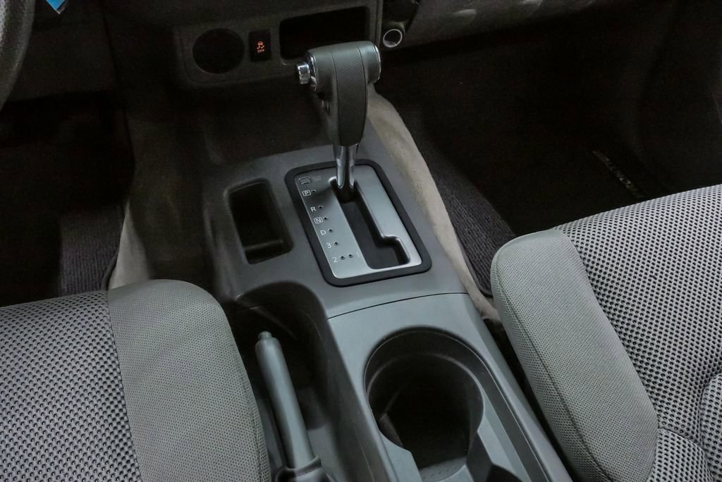 Used 2016 Nissan Frontier SV RWD image 18