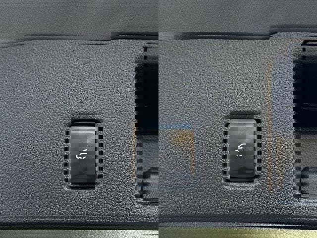 Used 2024 Ford Escape ST-Line image 32