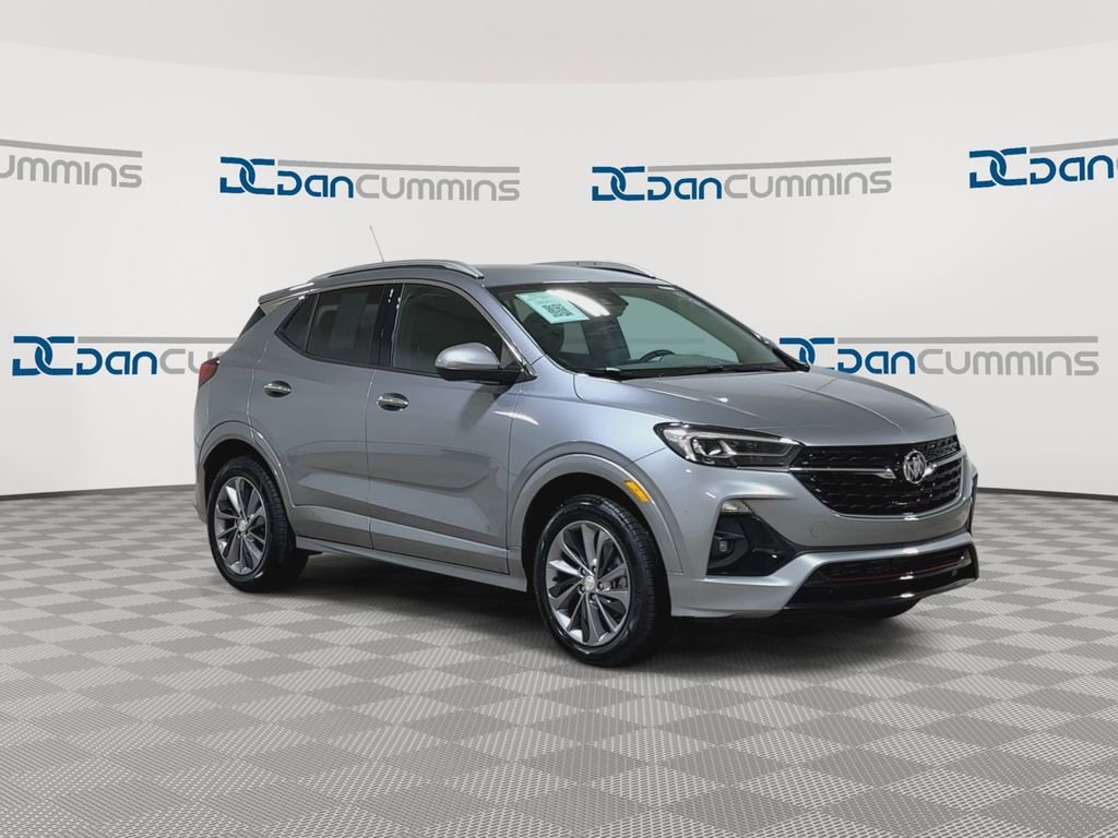 Used 2023 Buick Encore GX Essence w/ Sport Touring Package AWD/4WD image 2
