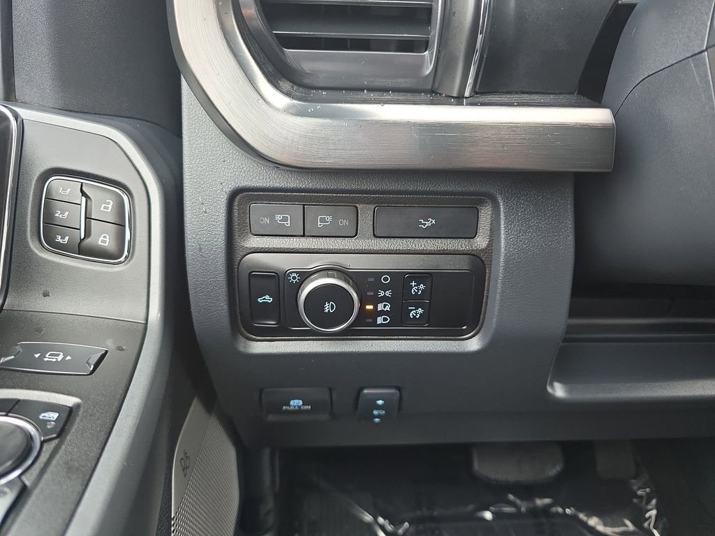 Used 2024 Ford F450 Lariat image 20