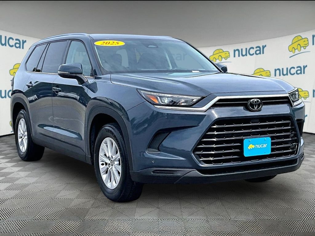 Used 2025 Toyota Grand Highlander AWD image 1