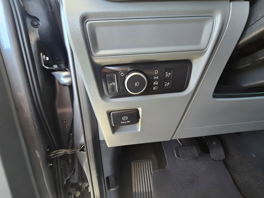 Used 2021 Ford F150 XLT image 43