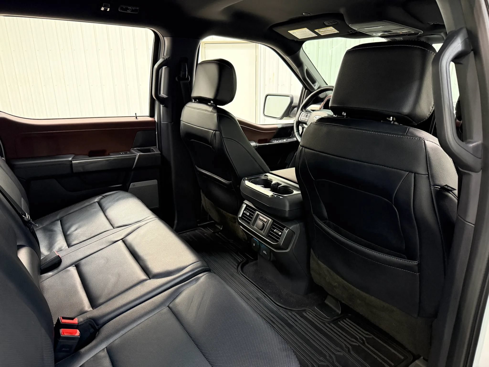 Used 2023 Ford F150 Lariat w/ Equipment Group 502A High AWD/4WD image 17