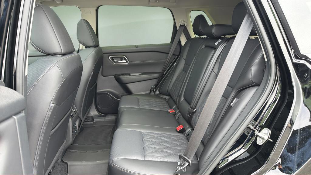 New 2026 Nissan Rogue Platinum AWD/4WD image 15