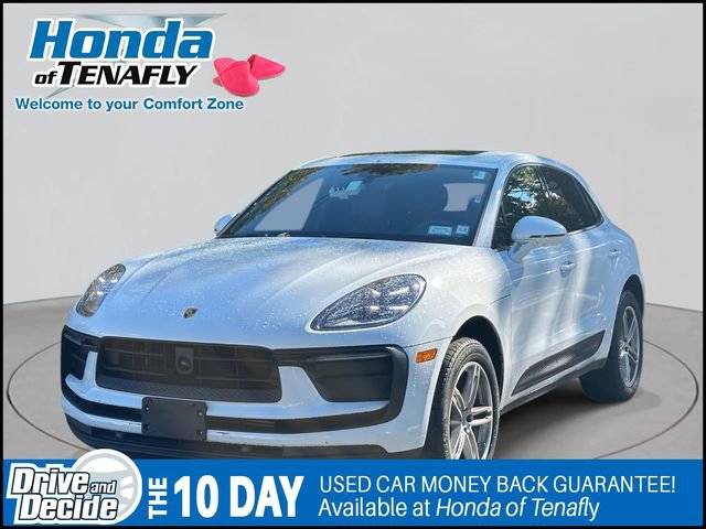 Used 2024 Porsche Macan image 2