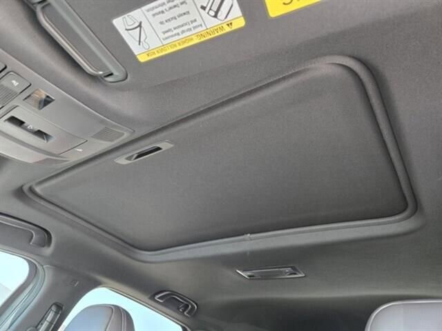 Used 2025 MAZDA CX-5 Signature image 14