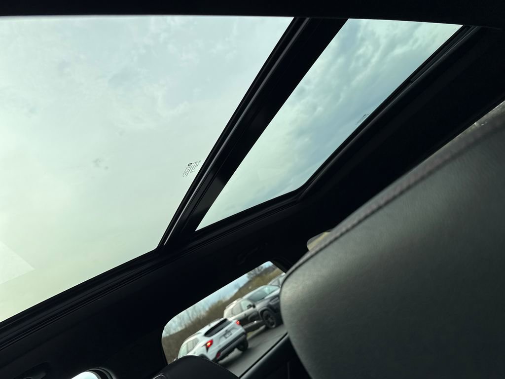 Certified 2024 Chevrolet Blazer RS w/ Driver Confidence II Package image 26