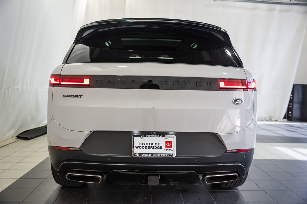 Used 2023 Land Rover Range Rover Sport SE image 5