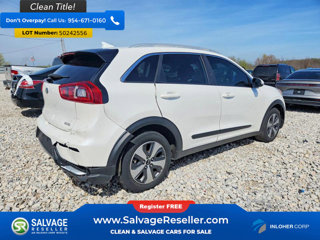 Used 2017 Kia Niro EX FWD image 4