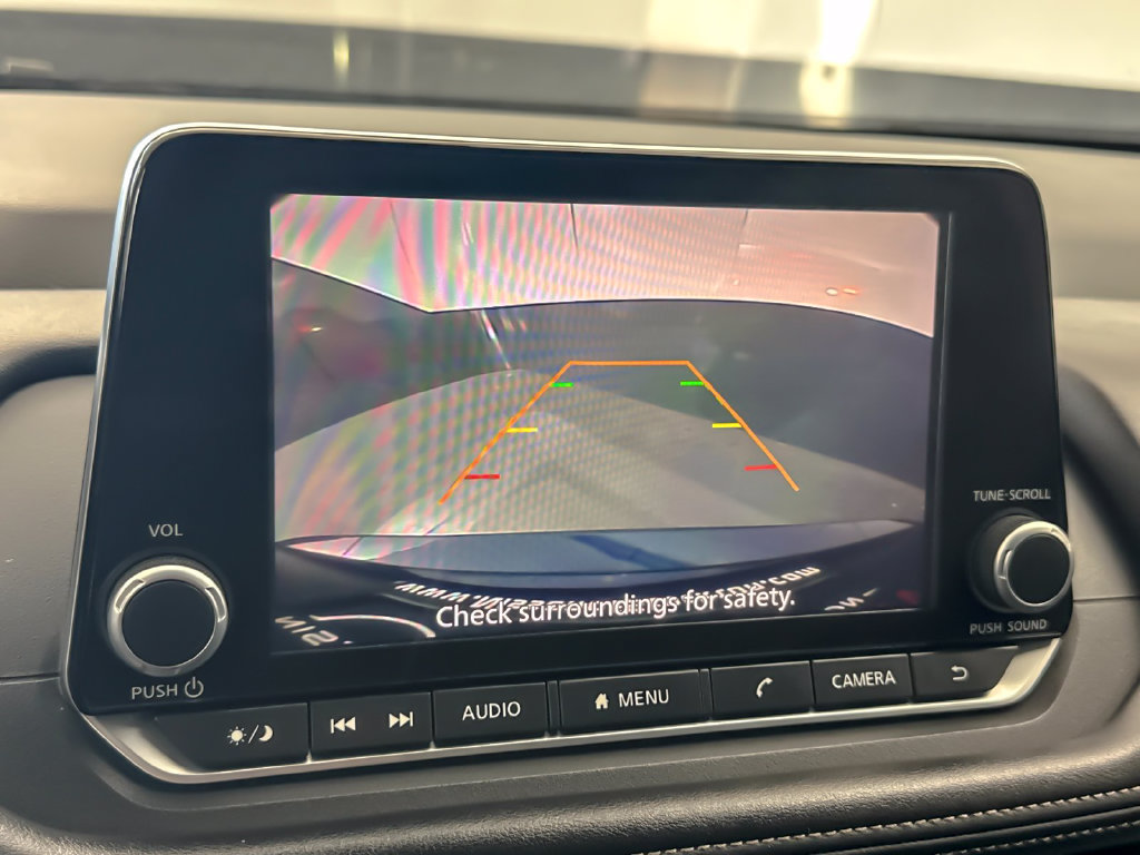 Used 2025 Nissan Rogue SV FWD image 18