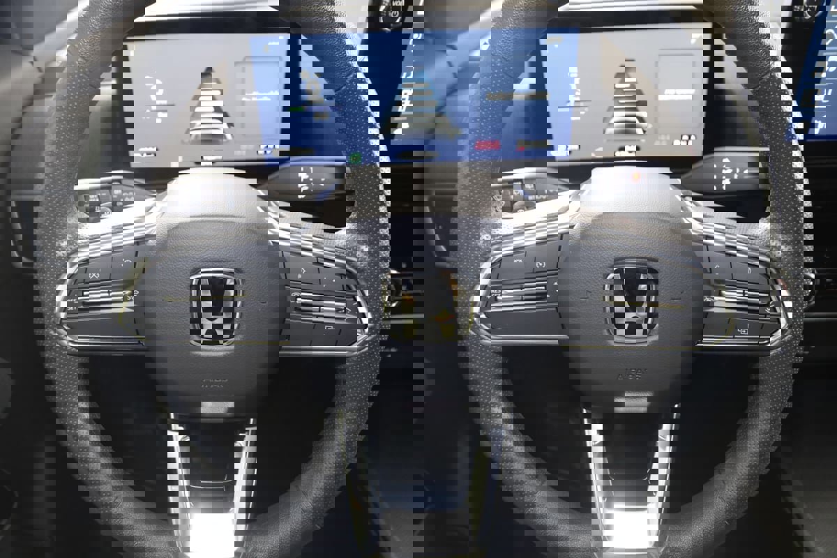 Used 2024 Honda Prologue EX image 36