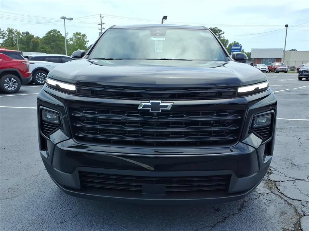 New 2026 Chevrolet Traverse LT w/ Midnight/Sport Edition FWD image 9