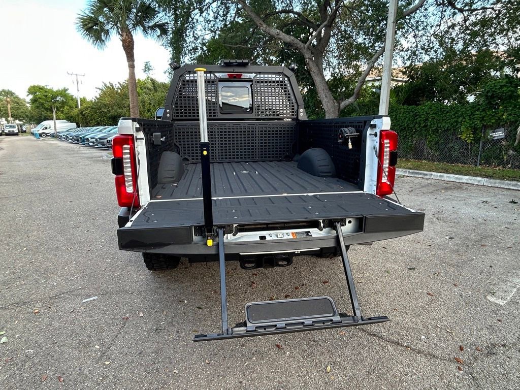 Used 2025 Ford F250 Lariat w/ Lariat Ultimate Package image 39