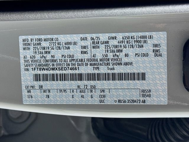 New 2025 Ford F450 Platinum w/ FX4 Off-Road Package image 33