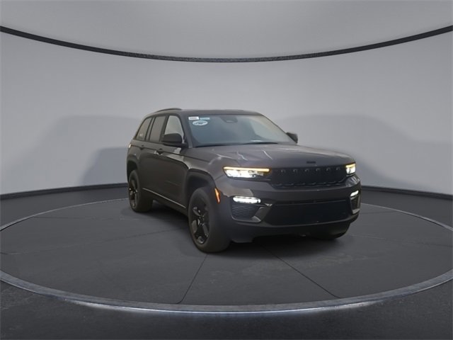 New 2025 Jeep Grand Cherokee Limited w/ Black Appearance Package image 2