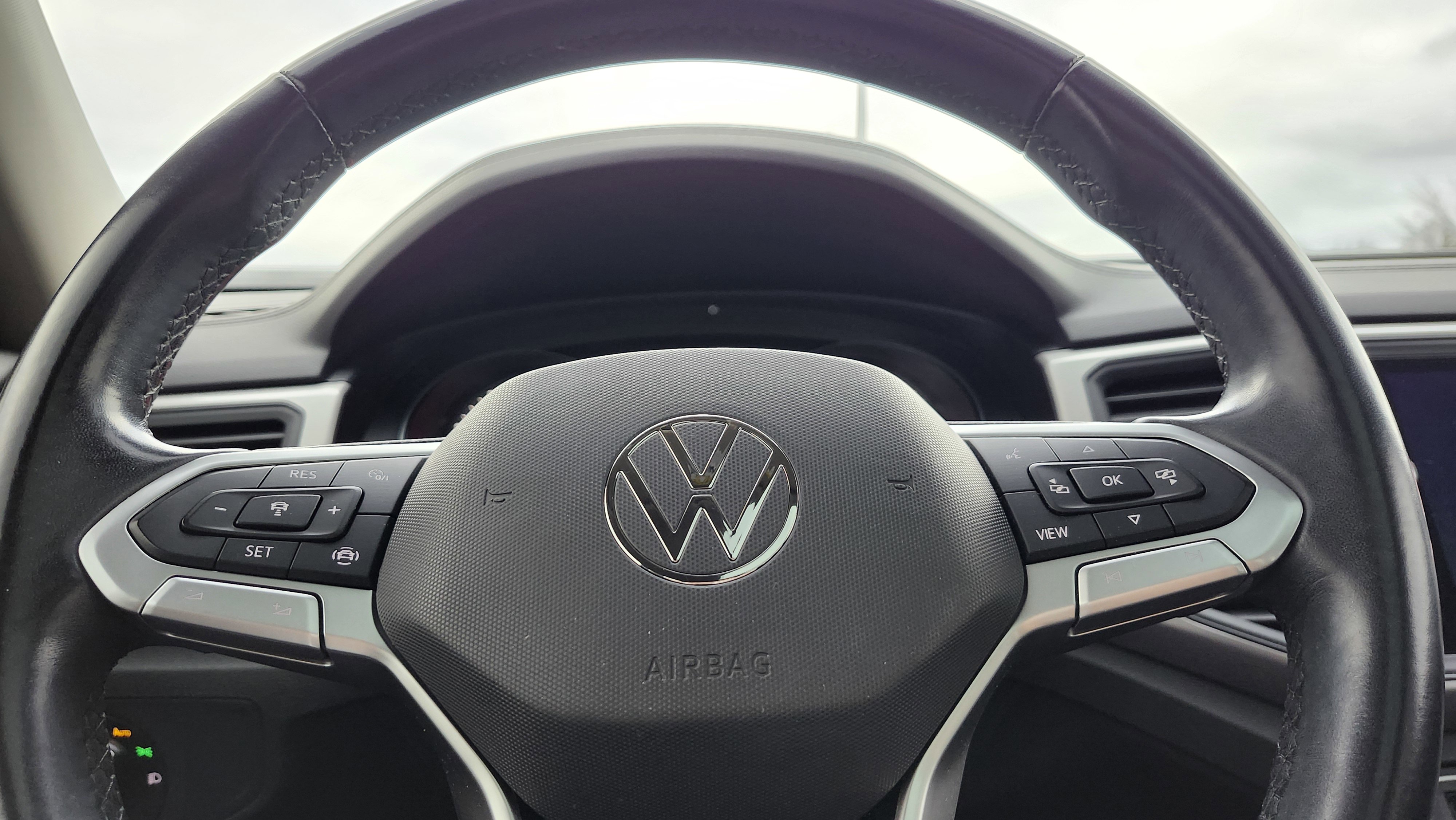 Used 2021 Volkswagen Atlas SE w/ Panoramic Sunroof Package image 29