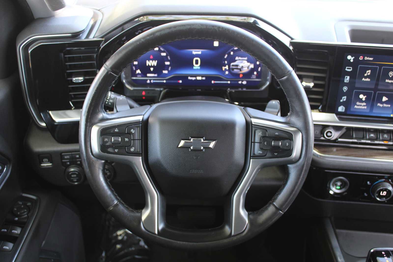 Used 2022 Chevrolet Silverado 1500 LT Trail Boss w/ Protection Package AWD/4WD image 12