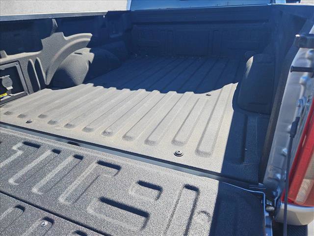 Used 2025 Ford F150 Lariat w/ Equipment Group 501A Mid image 6