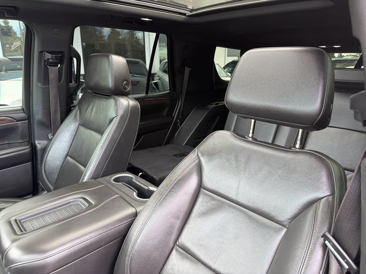 Used 2021 Chevrolet Tahoe LT w/ LT Signature Package image 35