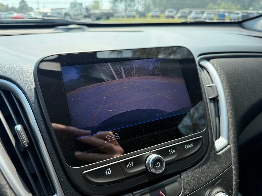 Used 2019 Chevrolet Malibu RS image 15